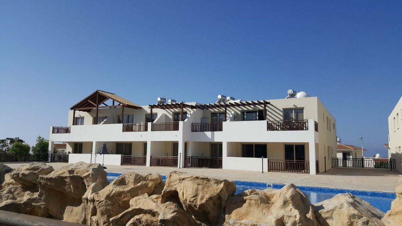 Ground Floor One Bedroom Apartment B2, 3 Pools, Free Wifi Peyia Dış mekan fotoğraf