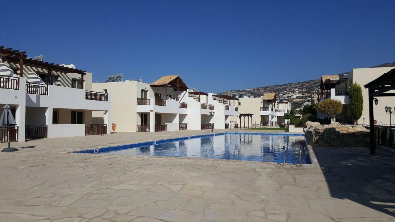 Ground Floor One Bedroom Apartment B2, 3 Pools, Free Wifi Peyia Dış mekan fotoğraf